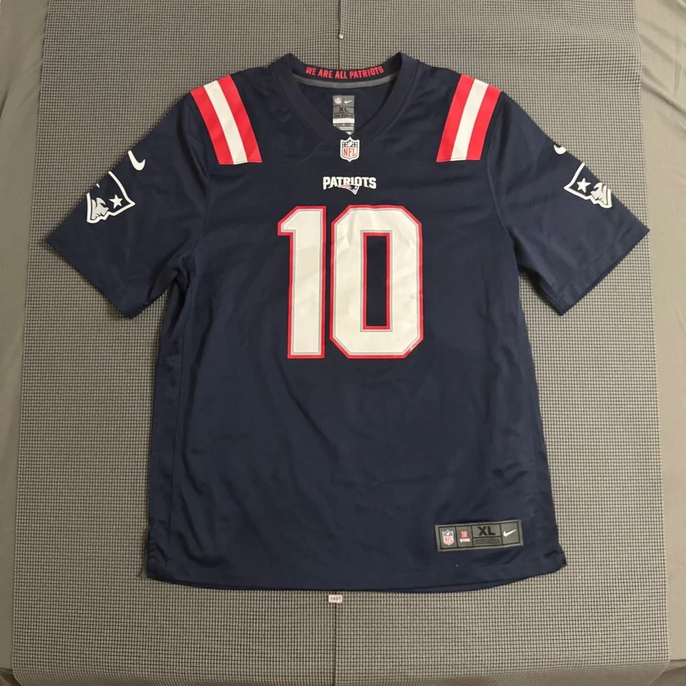 Nike NFL New England Patriots Mac Jones 10 Jersey Mens XL Navy Blue On Field
